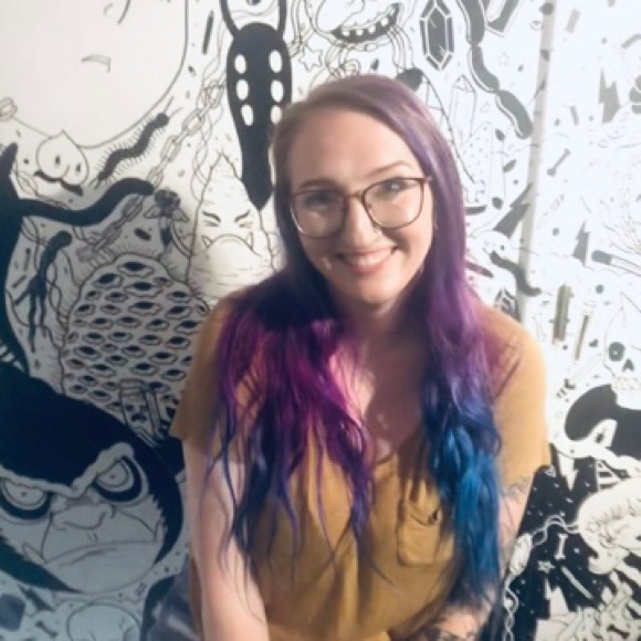 Meet your Posher, Laurel - Picture 2 of 2